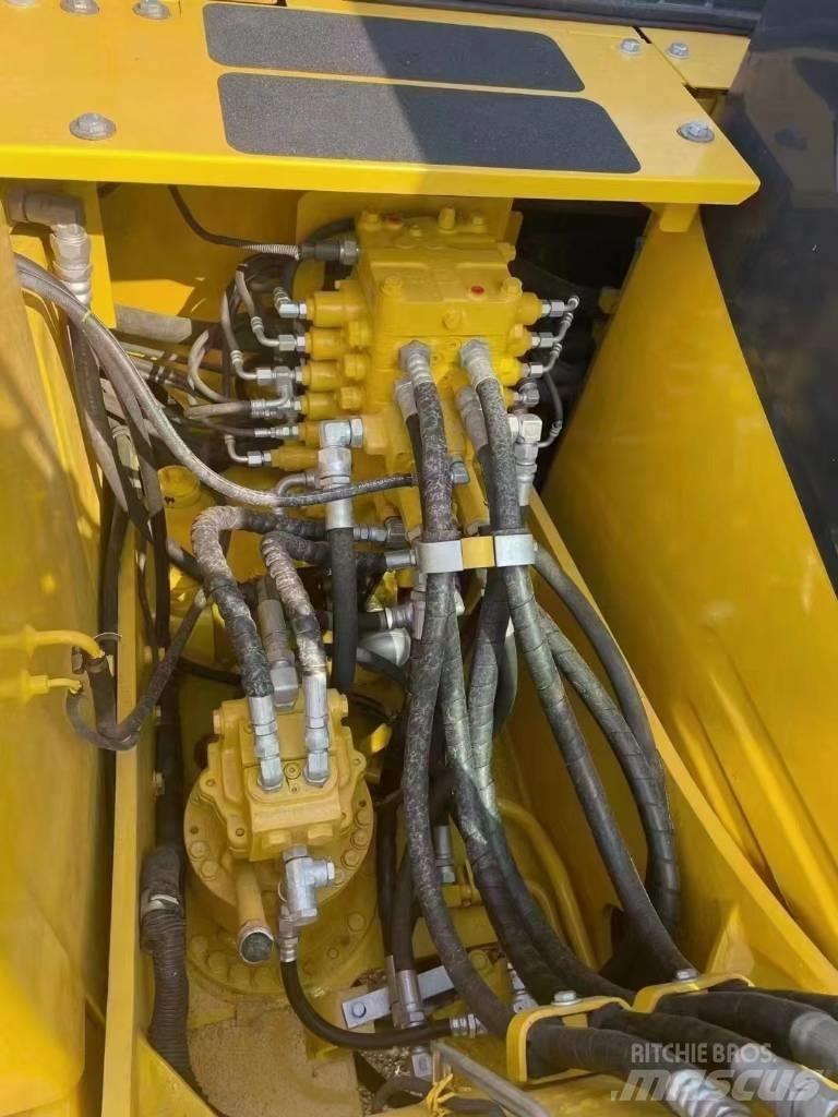 Komatsu PC 110 Bageri guseničari