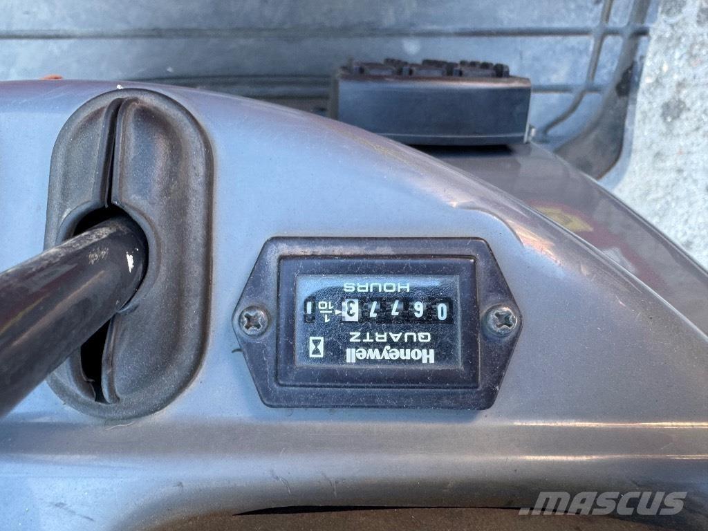 Yanmar SV08 (1D776) Mini bageri < 7t