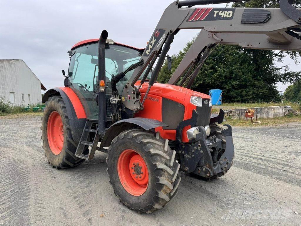 Kubota M 135 GX Traktori