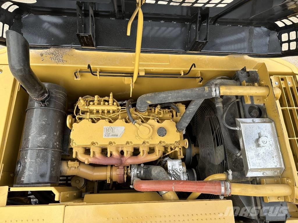 CAT 320 D Bageri guseničari