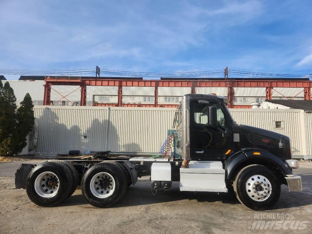 Peterbilt 567 Tegljači