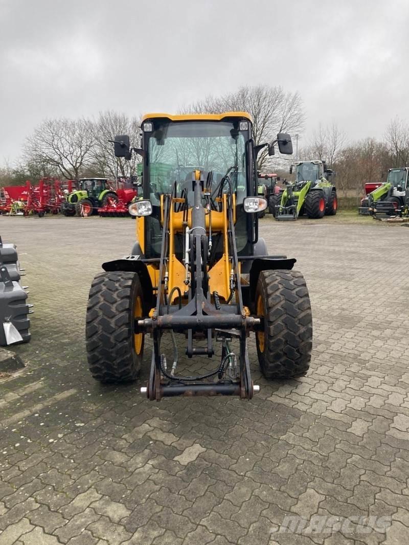 JCB 407 Utovarivači na točkove