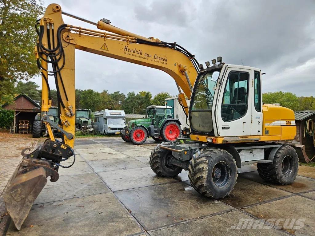 Liebherr A 314 Bageri točkaši