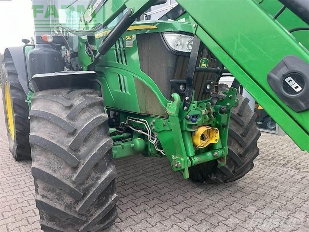 John Deere 6215r Traktori