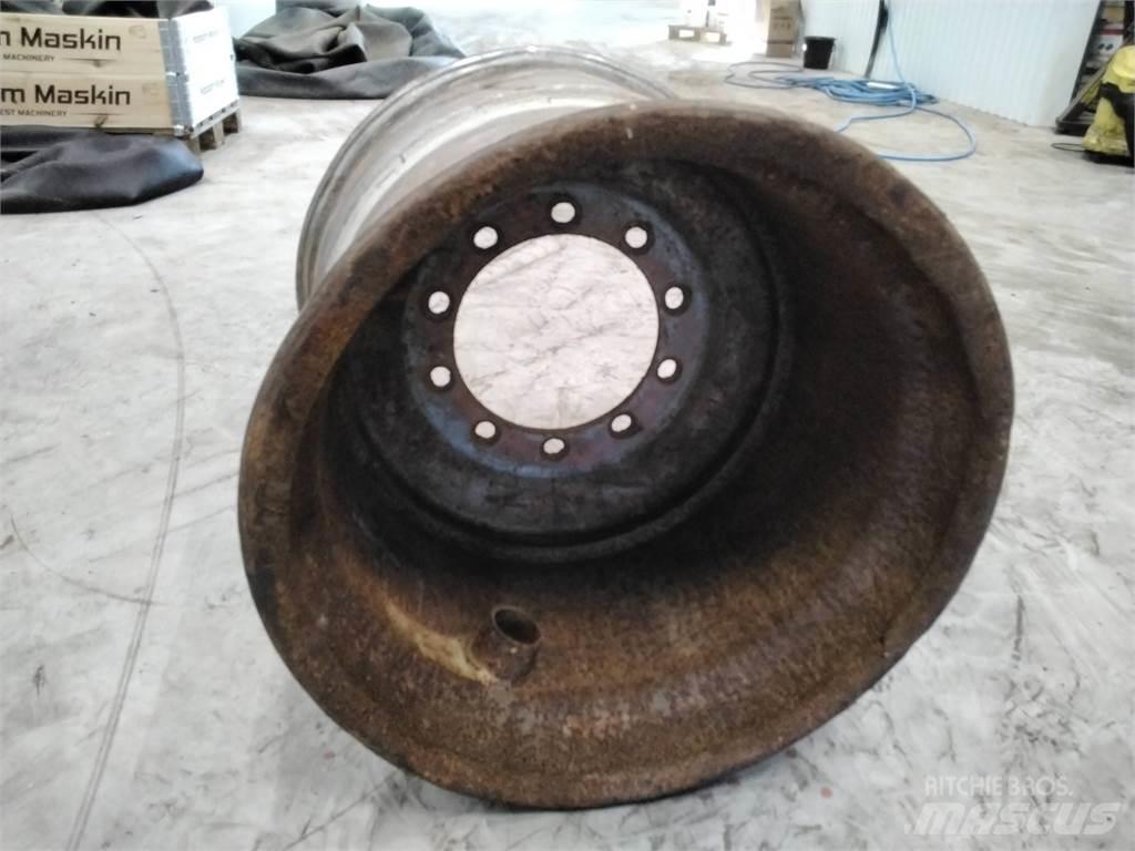 Valmet 890 24x26,5 Gume, točkovi i felne