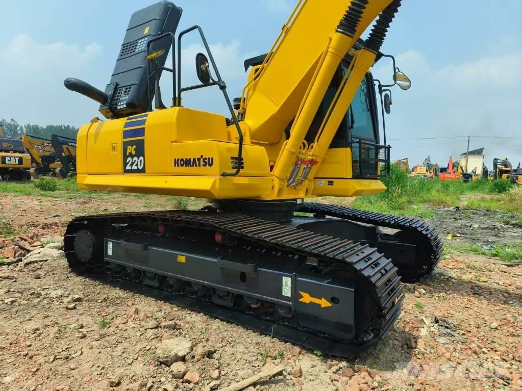 Komatsu PC 220-8 Bageri guseničari