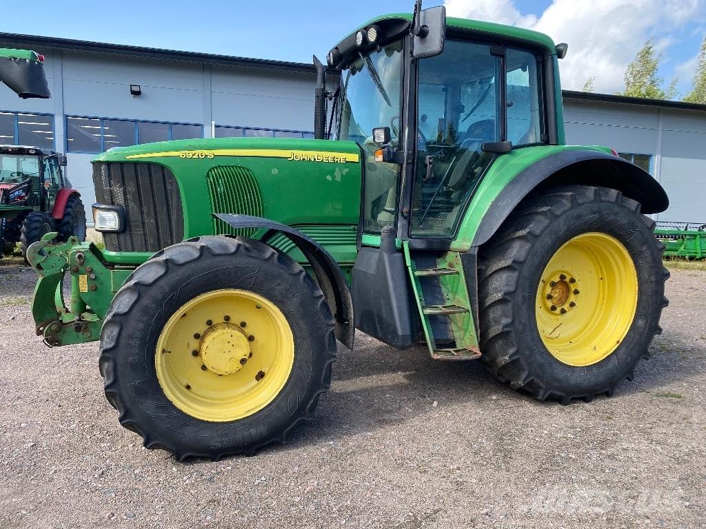 John Deere 6920 S Traktori