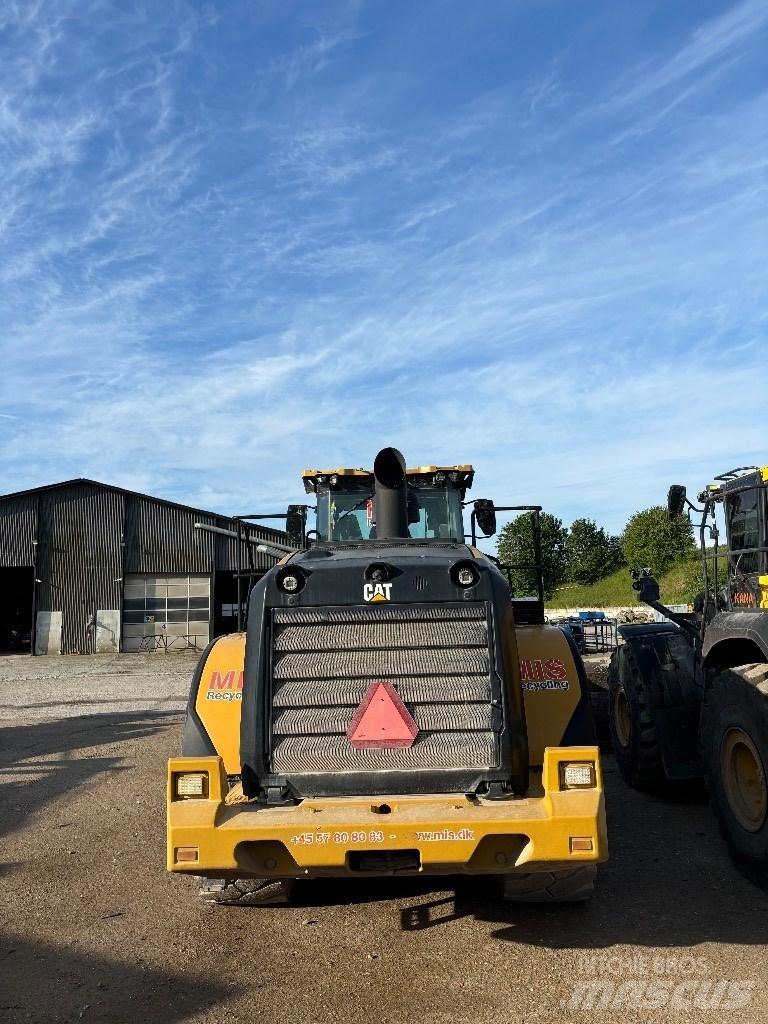 CAT 966m Utovarivači na točkove