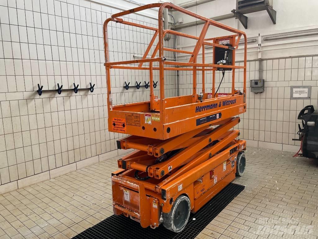 Haulotte Compact 8 Makazaste platforme