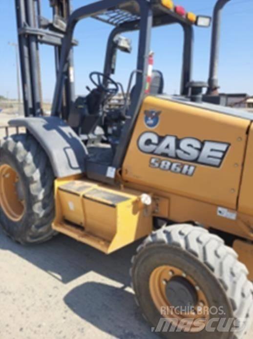 CASE 586H Vanterenski viljuškar
