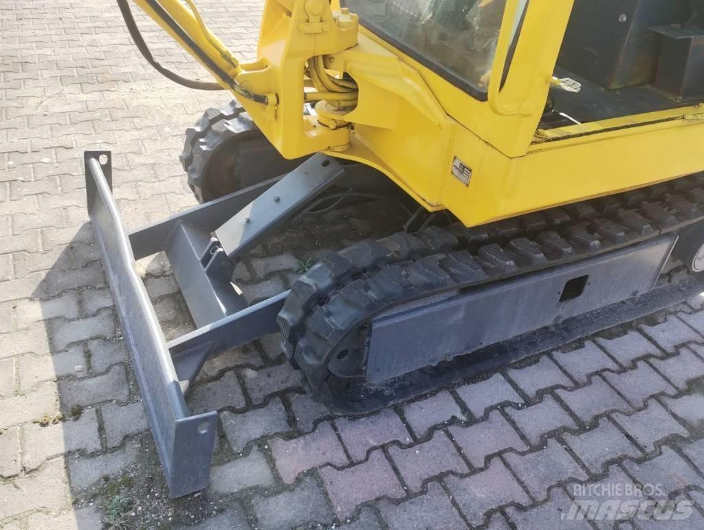 Komatsu PC 10 Bageri guseničari