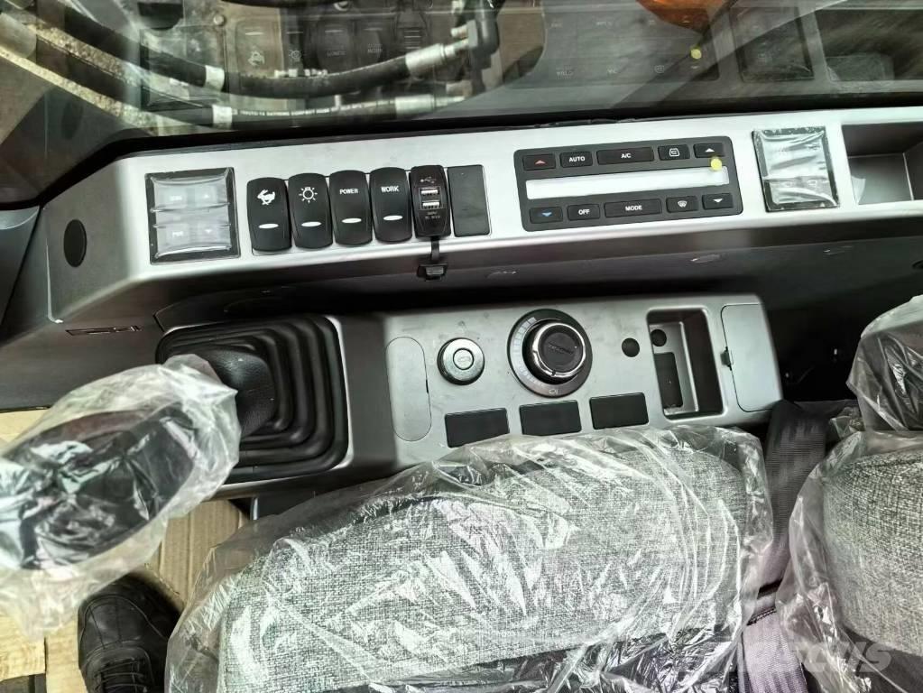 Doosan DX215 Bageri guseničari