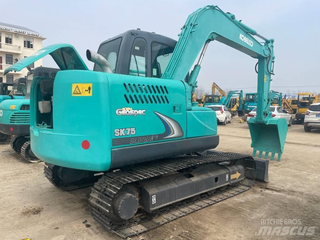 Kobelco SK 75 Mini bageri < 7t
