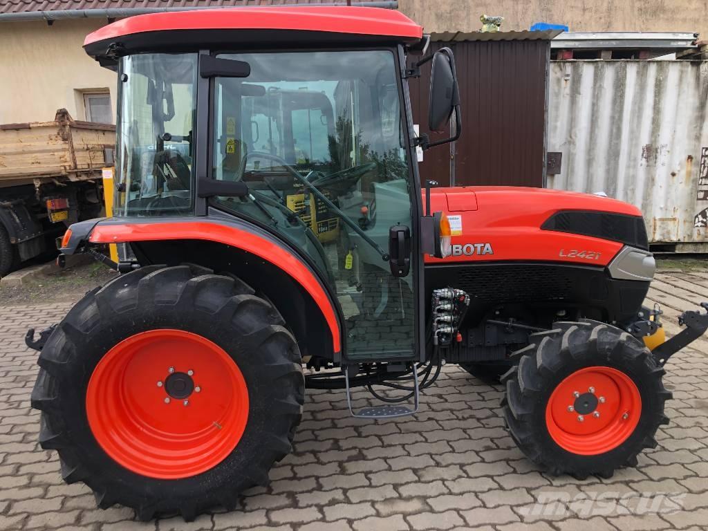 Kubota L2-421 Manji traktori