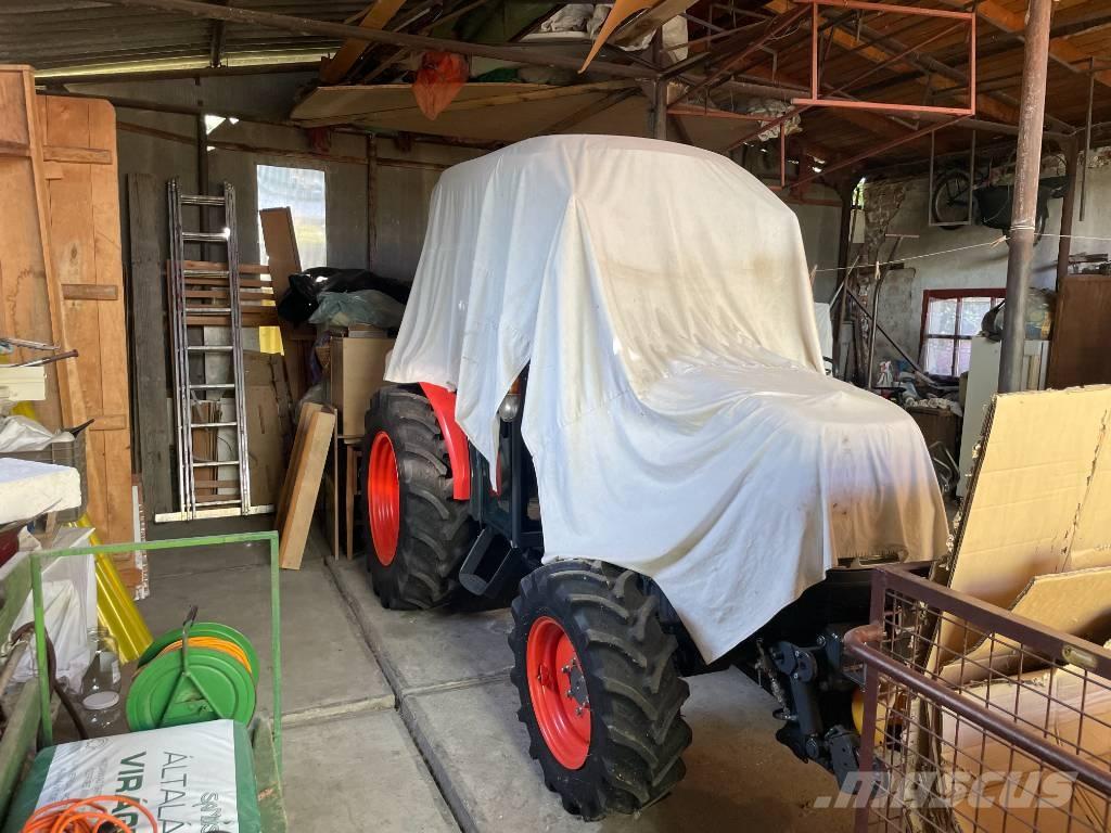 Kubota L2-421 Manji traktori