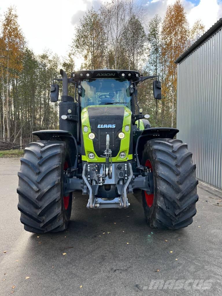 CLAAS Axion 920 Traktori