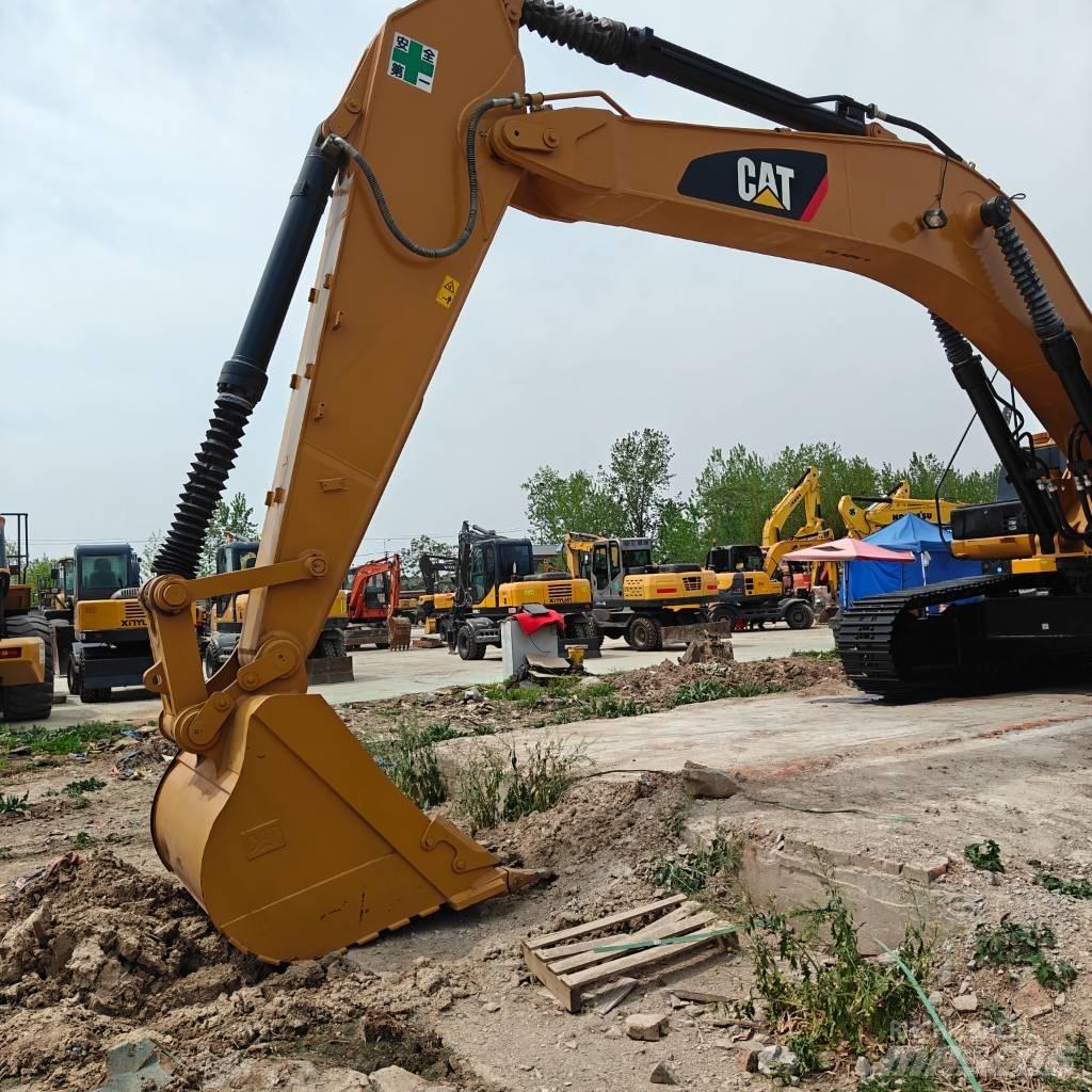 CAT 330D2 Bageri guseničari
