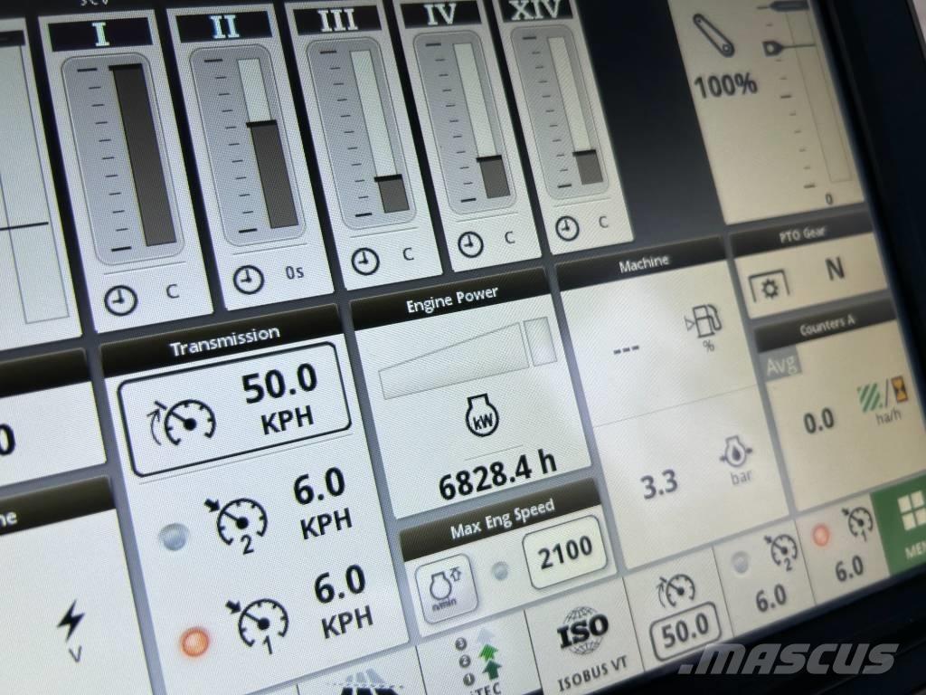 John Deere 6215R Traktori