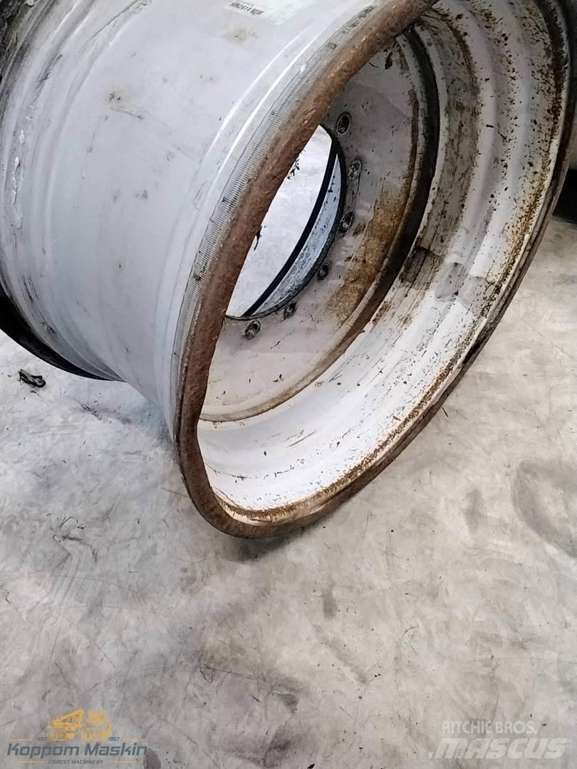 Valmet 901 20x34 Gume, točkovi i felne