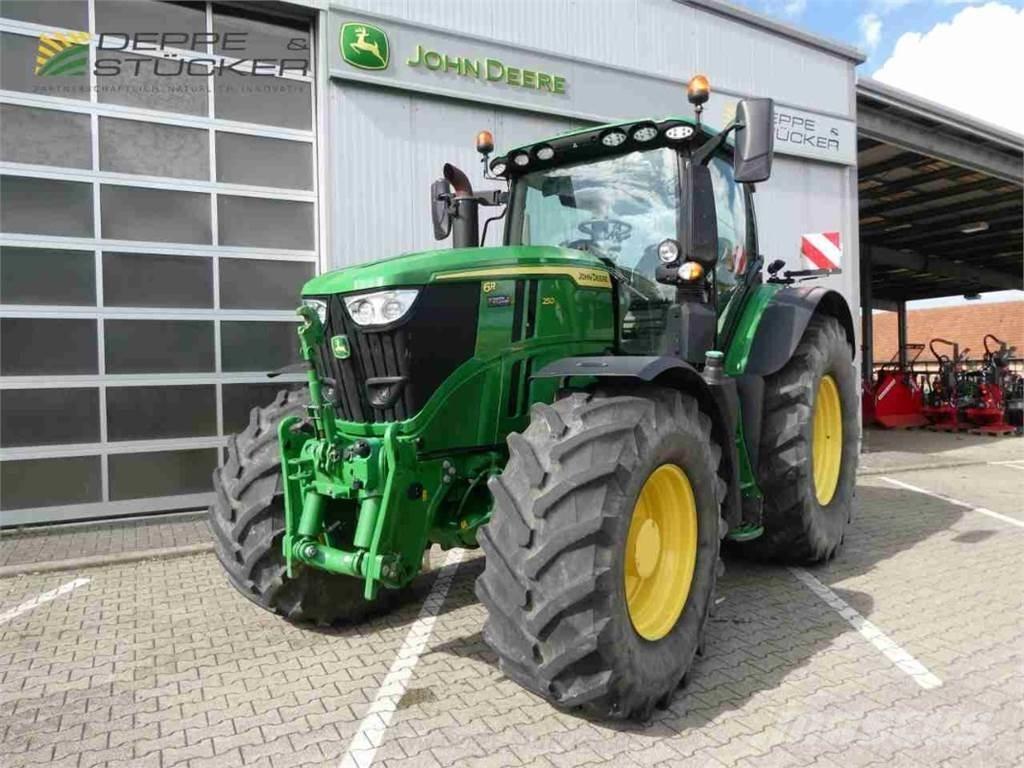 John Deere 6R 250 Traktori