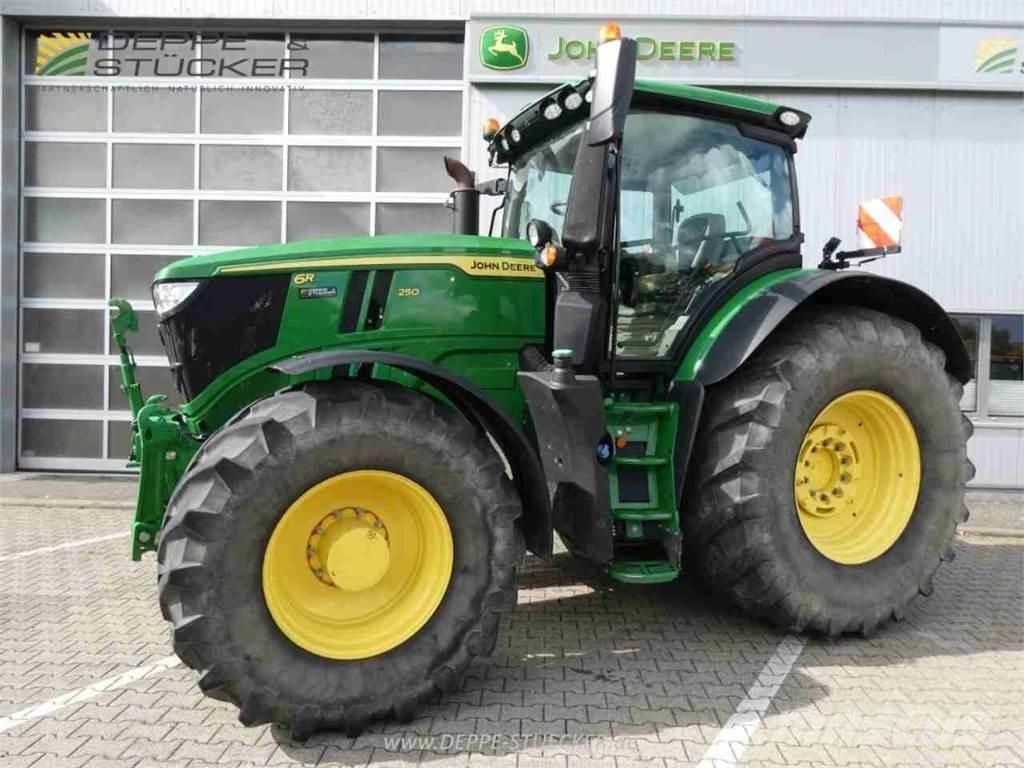 John Deere 6R 250 Traktori