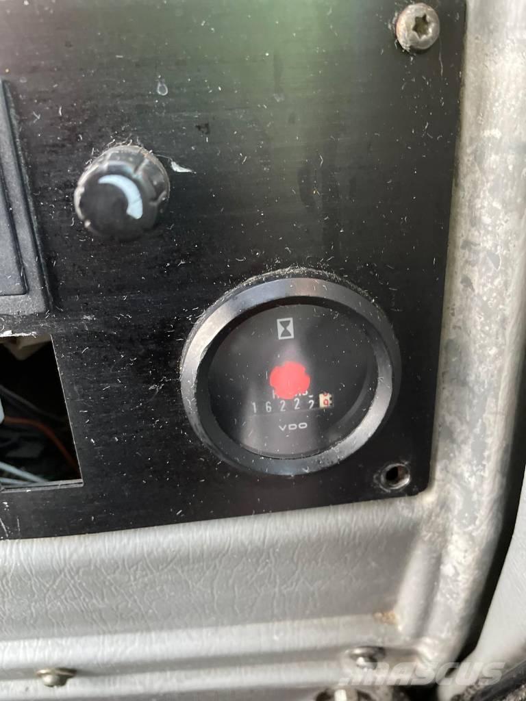 Volvo L 70 E Utovarivači na točkove