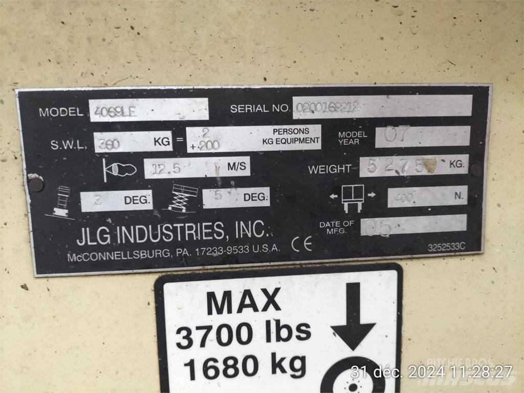 JLG 4069LE Makazaste platforme