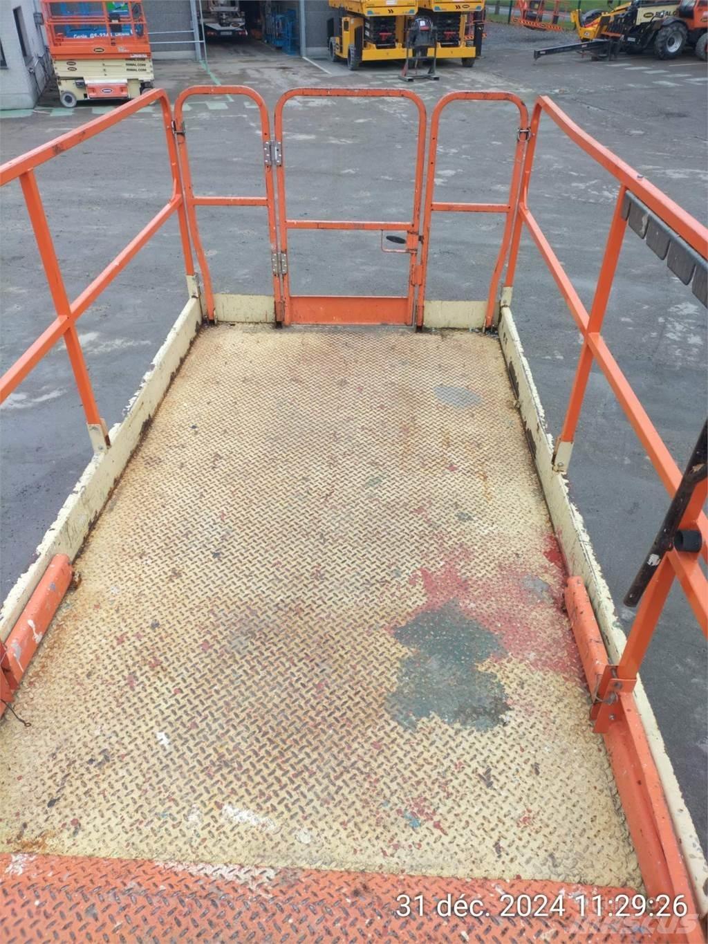 JLG 4069LE Makazaste platforme