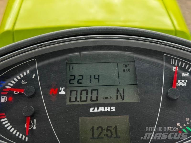 CLAAS AXION 870 Traktori
