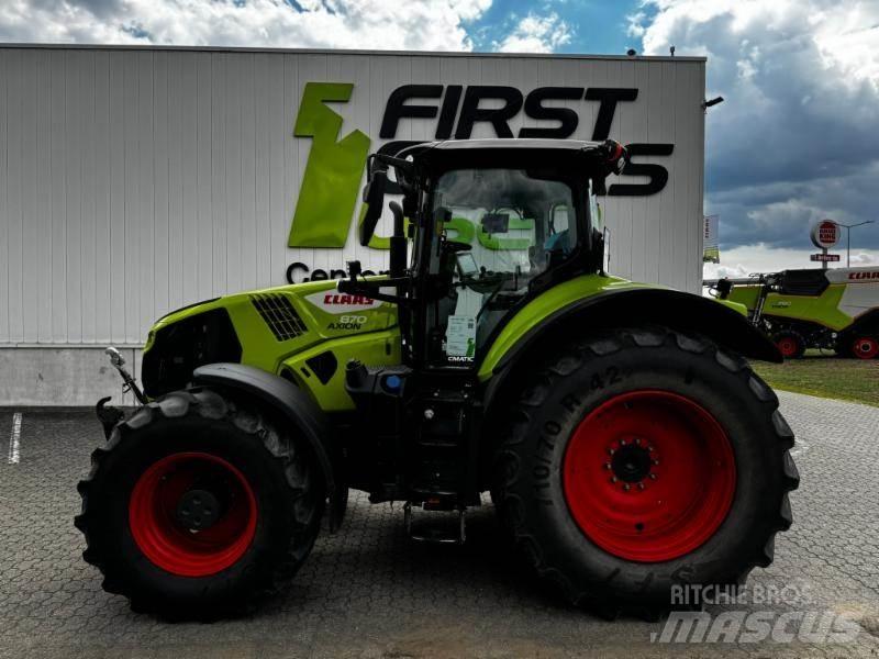 CLAAS AXION 870 Traktori
