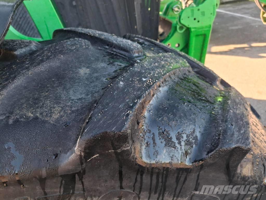 John Deere 6120 M Traktori