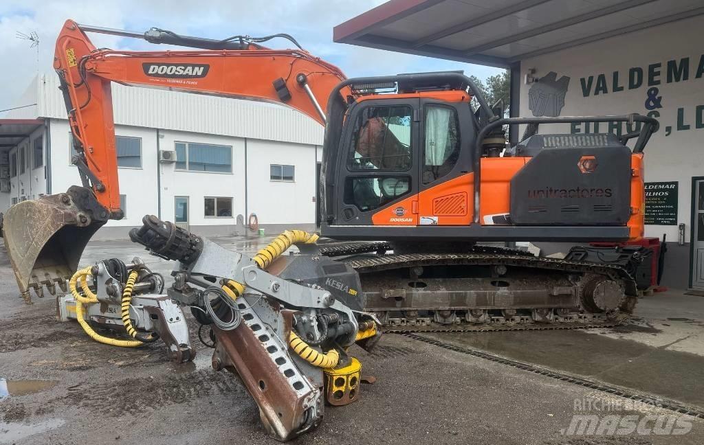 Doosan DX 235 Bageri