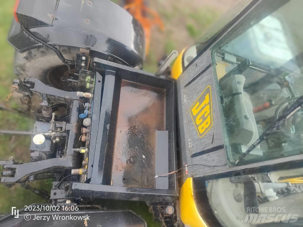JCB 1135 4WS Traktori