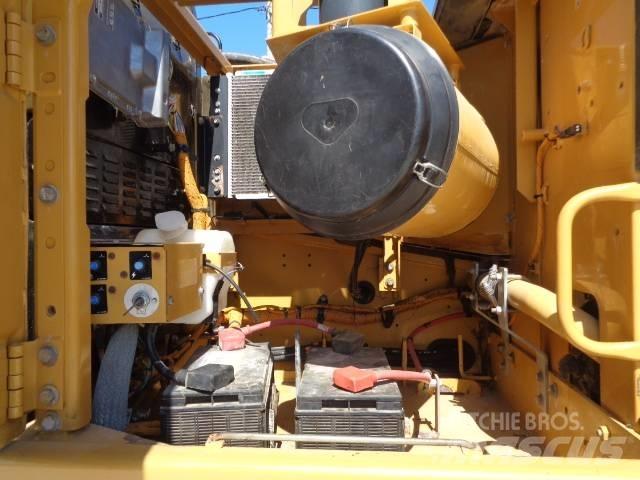 CAT 330 D L Bageri guseničari