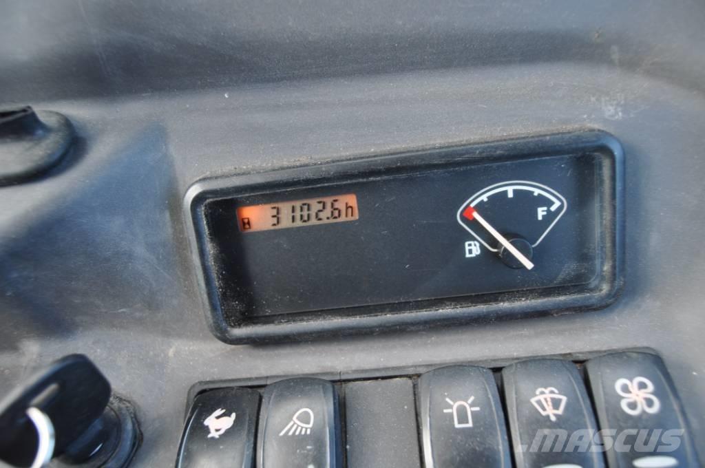 Volvo EC 27 D Mini bageri < 7t