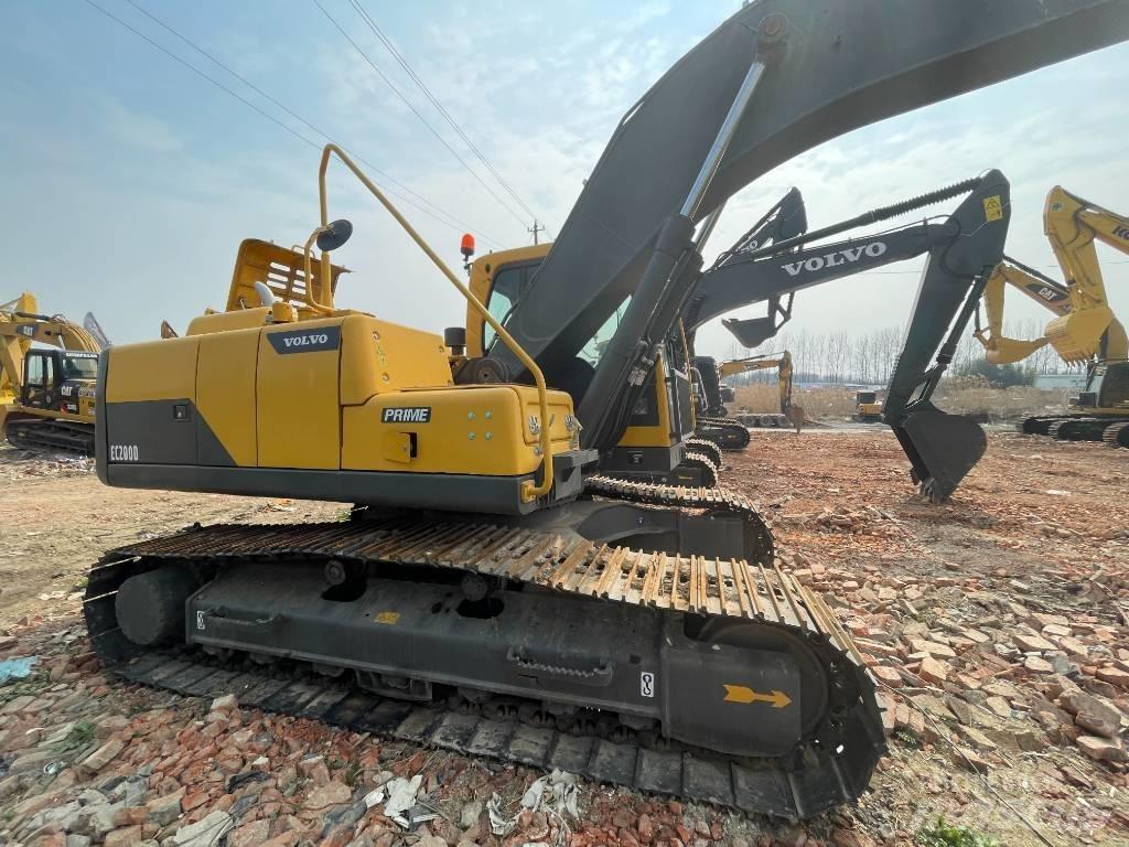 Volvo EC 200 Bageri guseničari