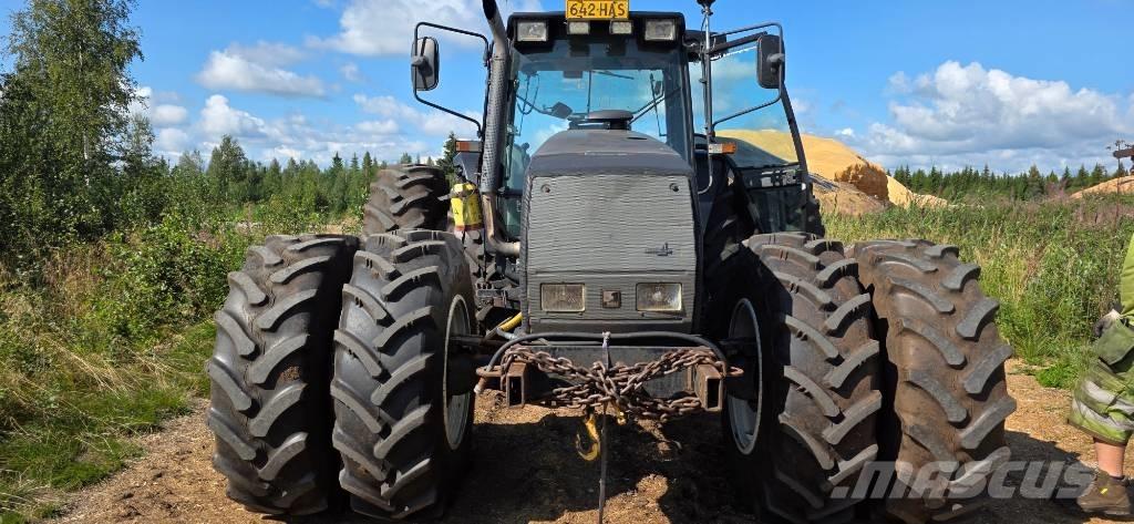 Valmet 8750 Traktori