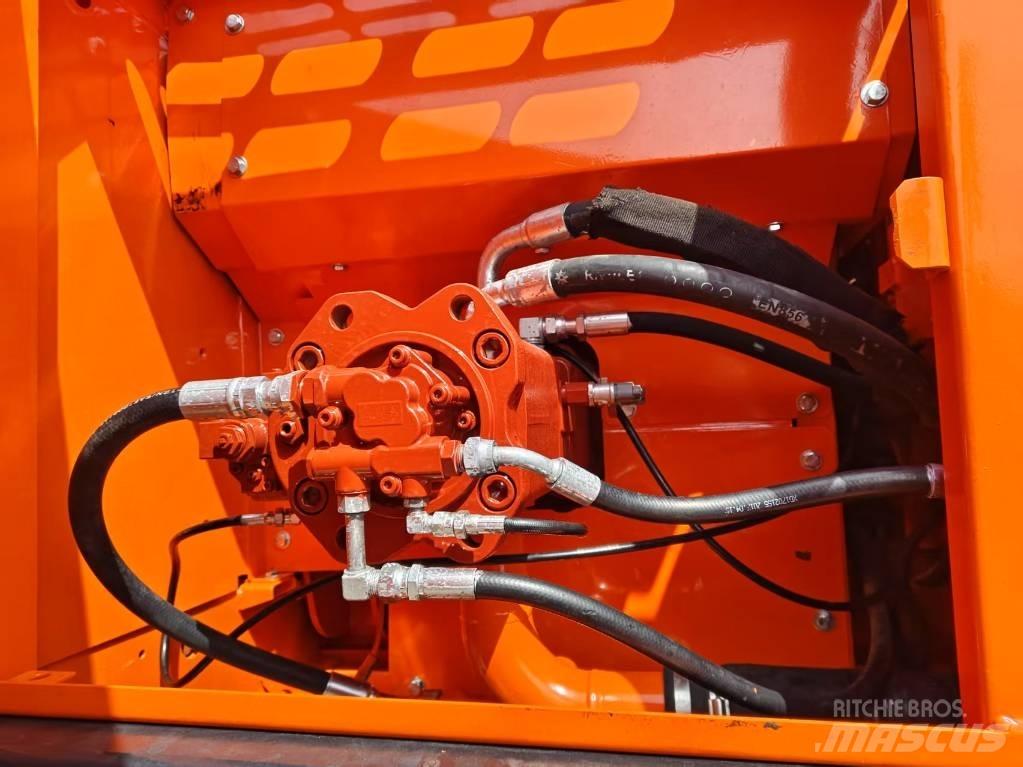 Doosan DX 225 LC-9C Bageri guseničari