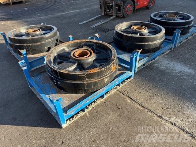 CAT 6020 NEW IDLER Gusenice za građevinarstvo