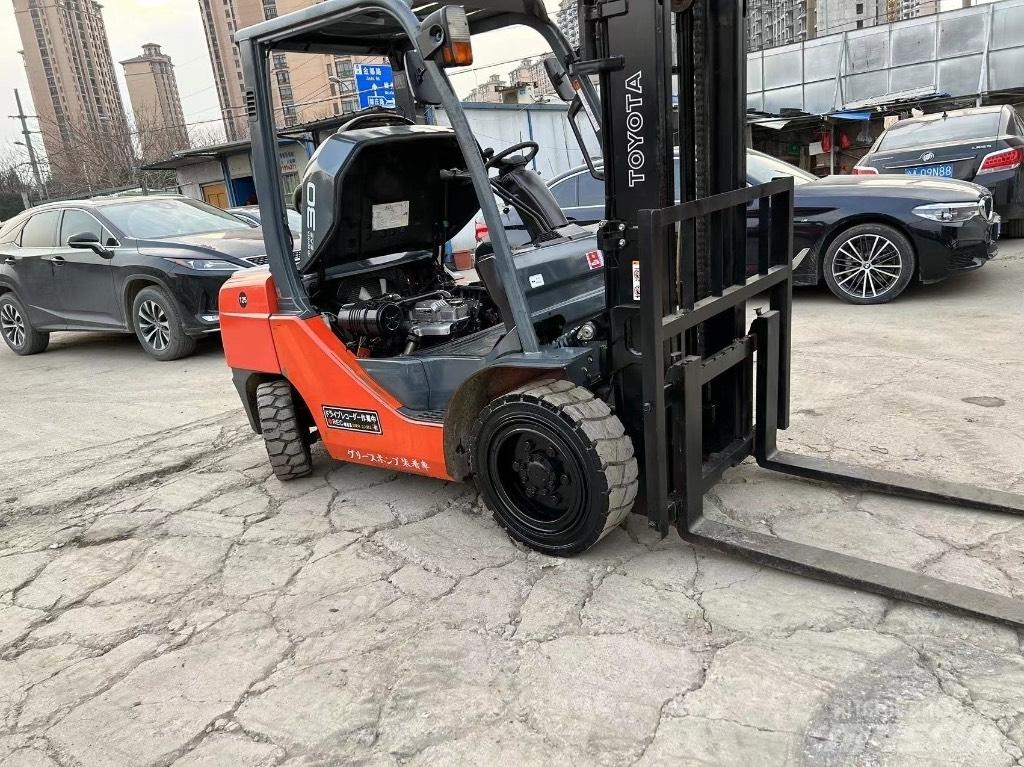 Toyota Toyota8F FD30 Dizelski viljuškari