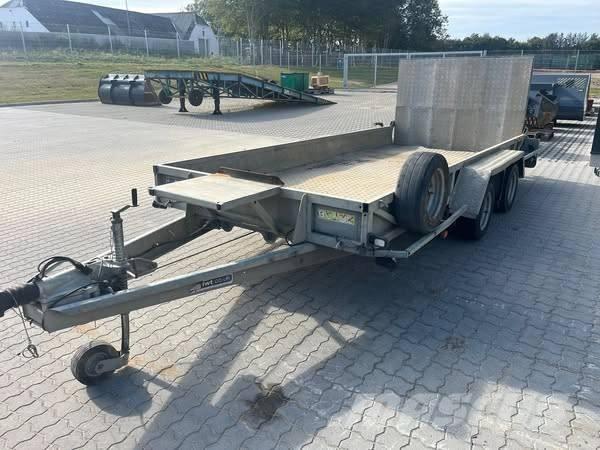 Ifor Williams GP 146 Auto prikolice
