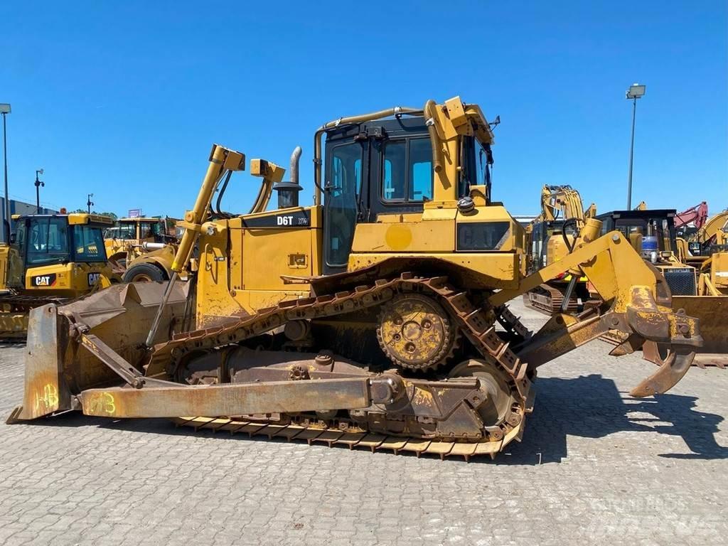CAT D6T XW NVT Buldožeri guseničari