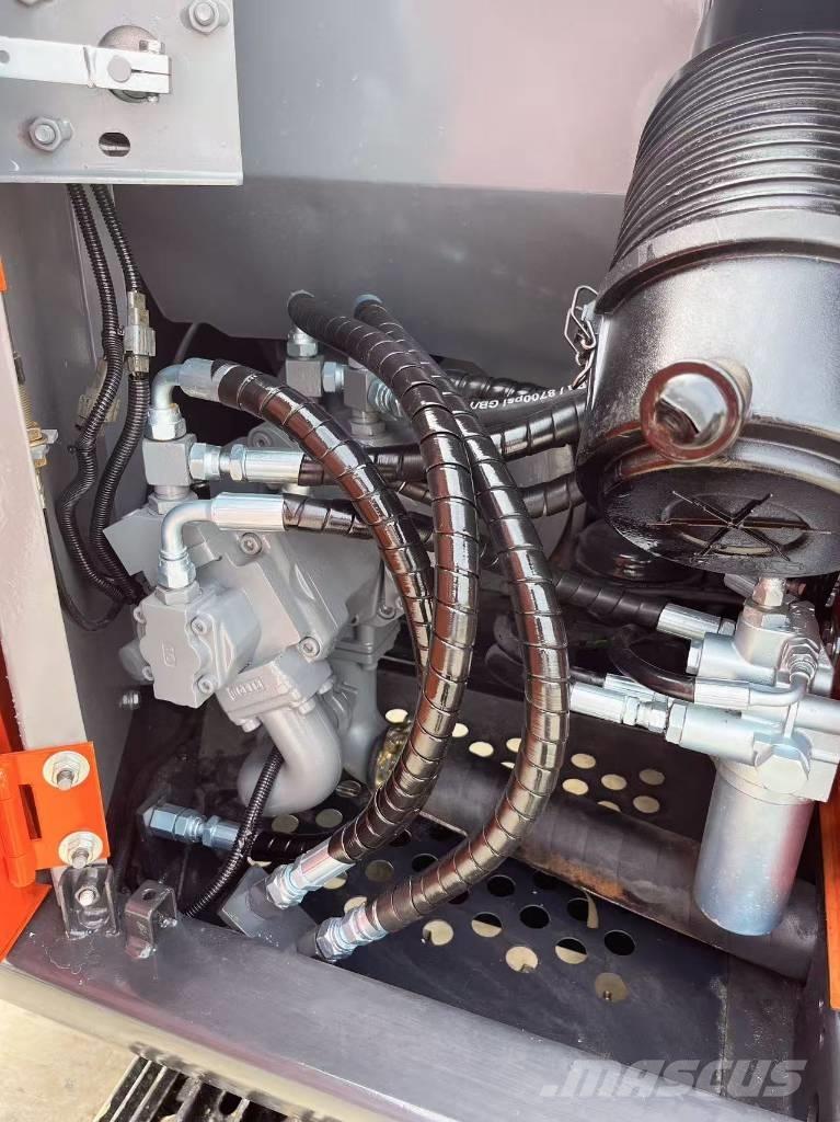 Hitachi ZX70 Bageri guseničari