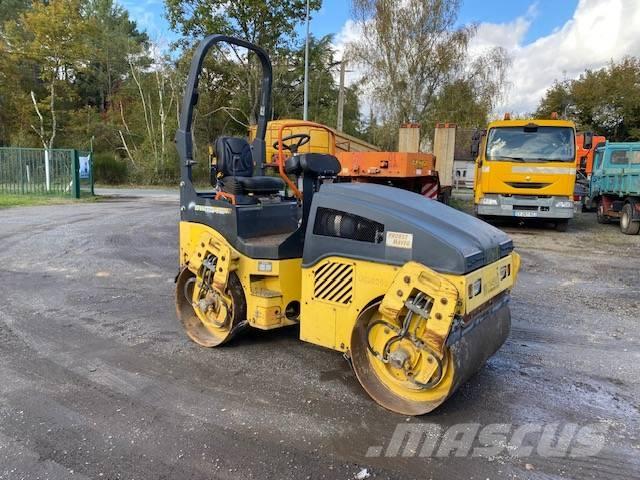 Bomag BW 120 AD-4 Valjci sa duplim bubnjem