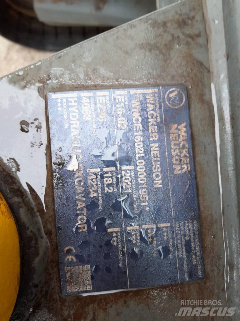 Wacker Neuson EZ 36 Bageri guseničari