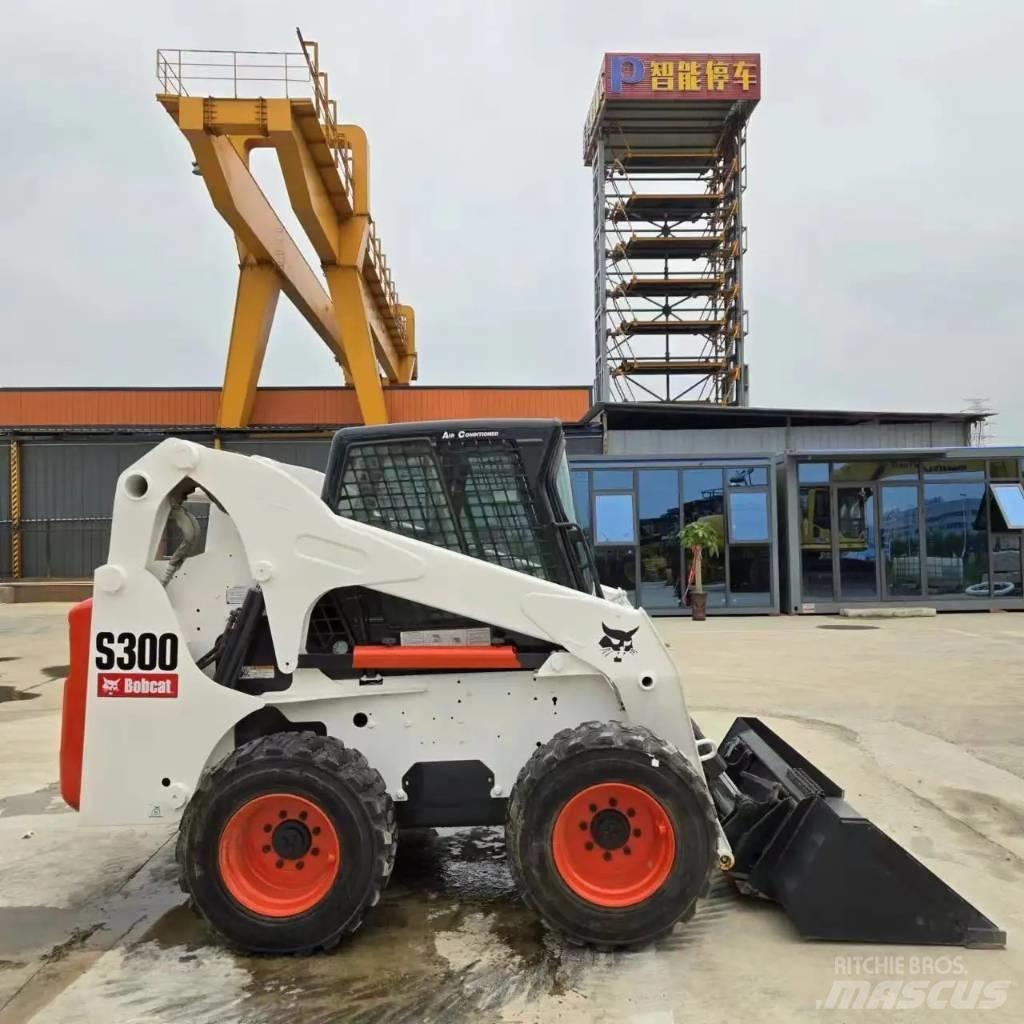 Bobcat S 300 Skid steer mini utovarivači