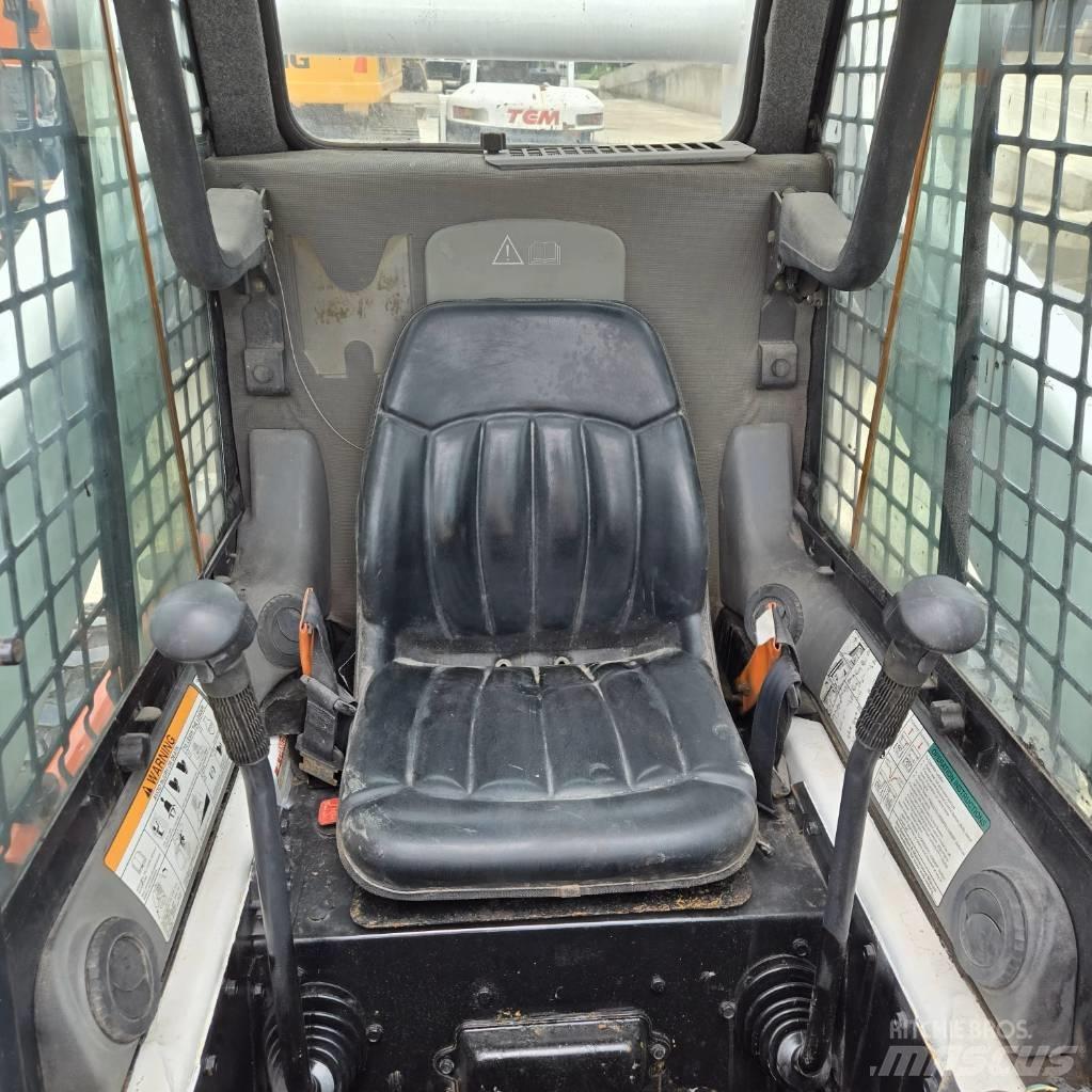 Bobcat S 300 Skid steer mini utovarivači