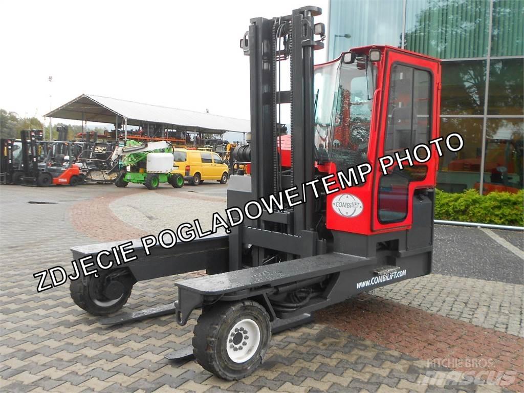 Combilift C5000XL Viljuškari sa 4-stranskim dohvatom