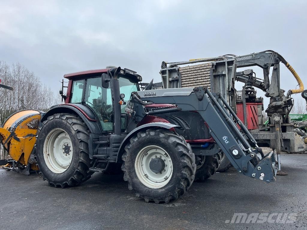 Valtra T 193 HT Traktori
