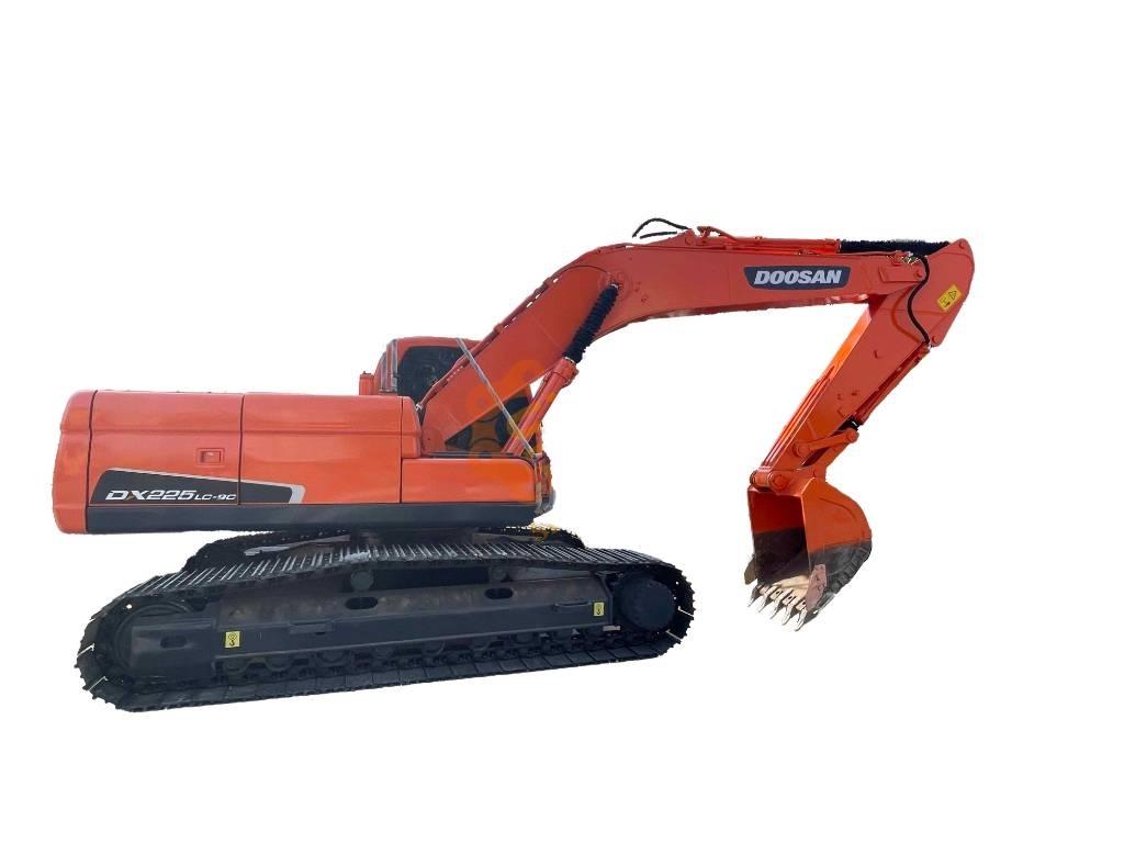 Doosan DX 225 LC Bageri guseničari